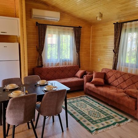 Ugur Pansiyon Bungalows Çıralı Exteriör bild