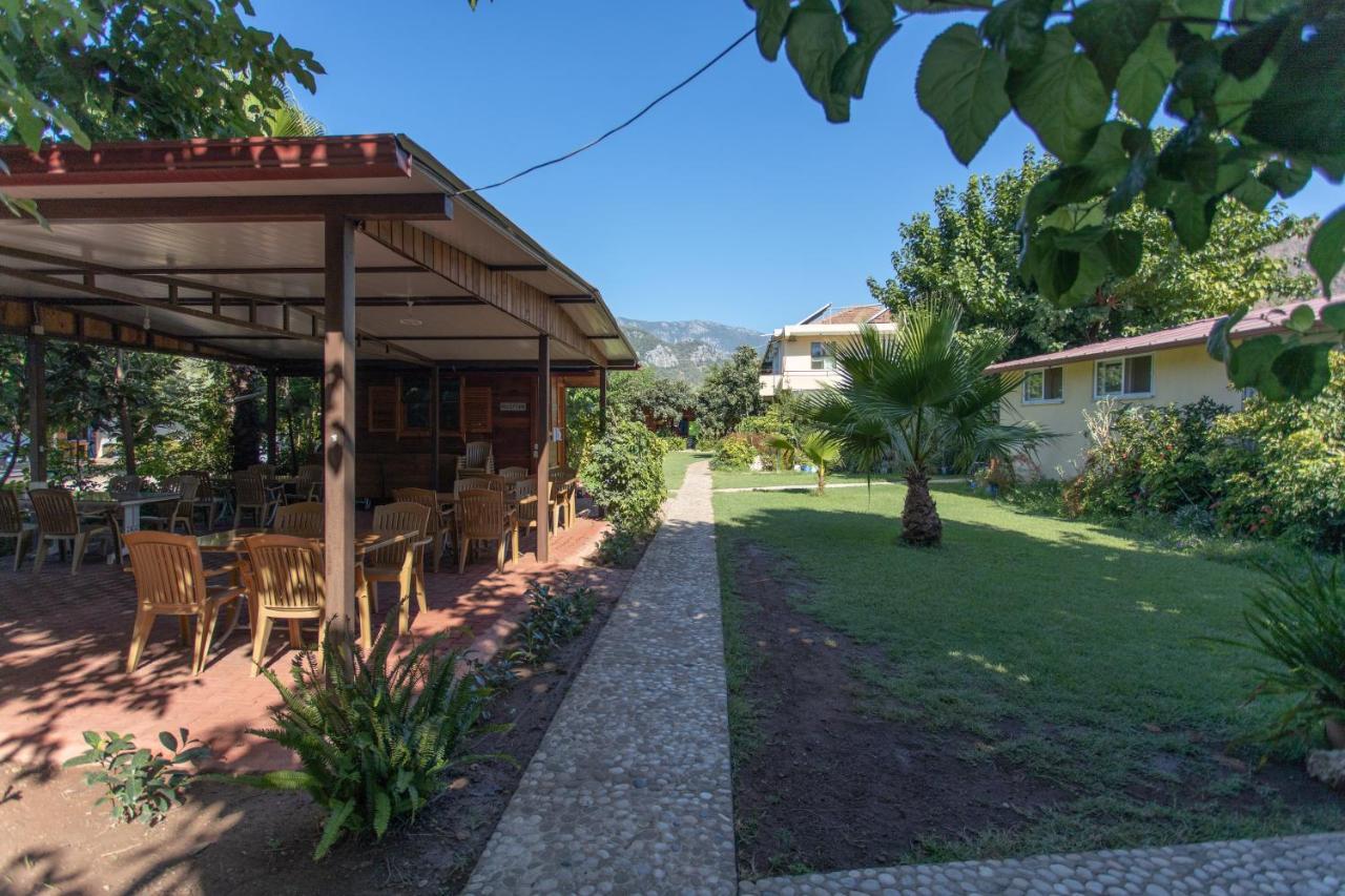 Ugur Pansiyon Bungalows Çıralı Exteriör bild
