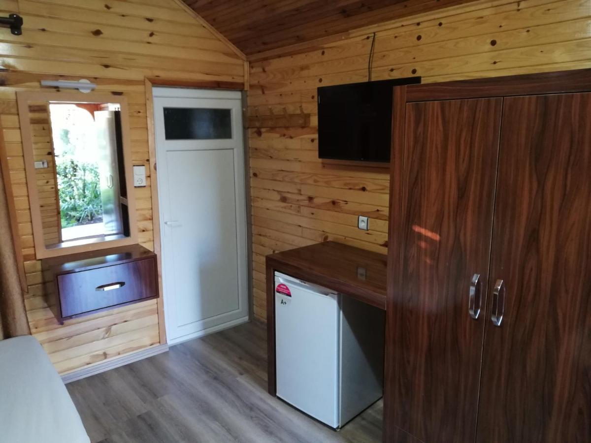 Ugur Pansiyon Bungalows Çıralı Exteriör bild