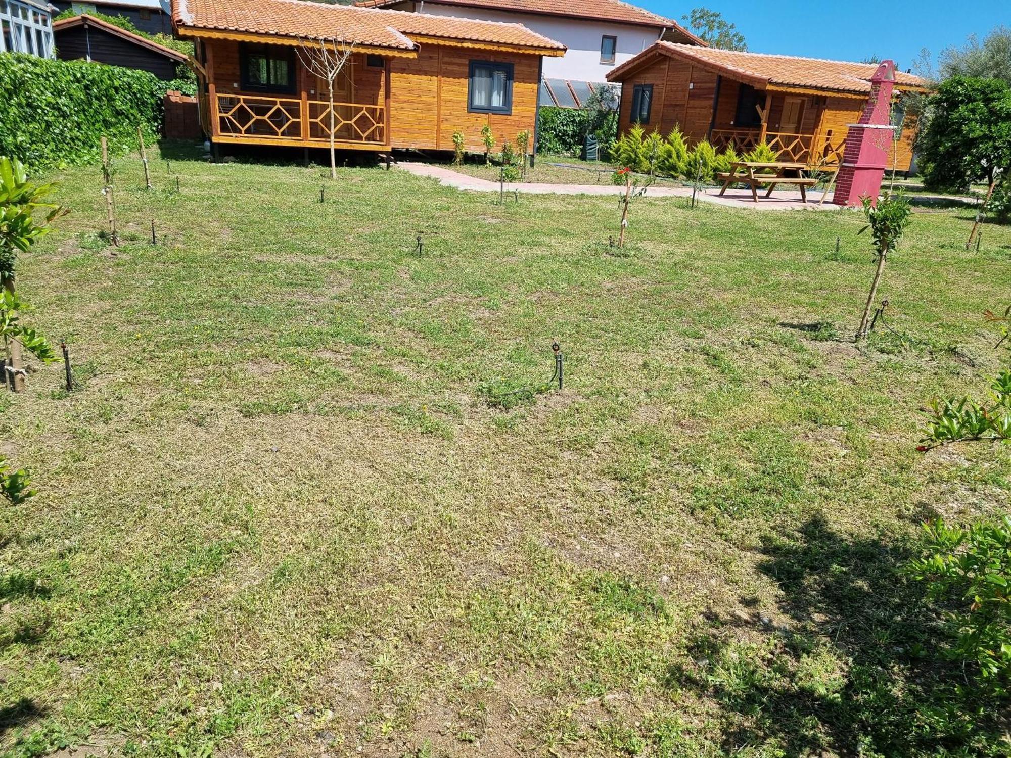 Ugur Pansiyon Bungalows Çıralı Exteriör bild